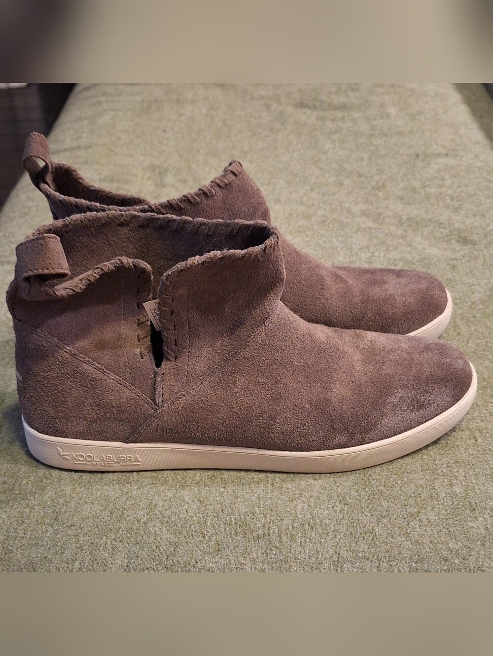 Koolaburra by UGG Suede Slip On Boots Gray Taupe Men’s Size 11
